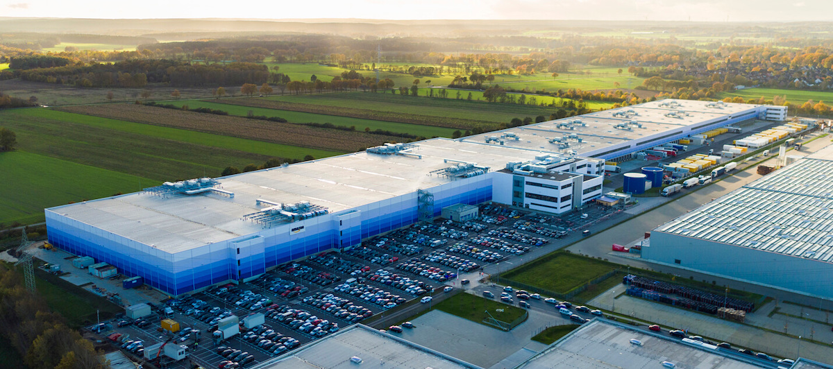 E-commerce transforming infrastructure